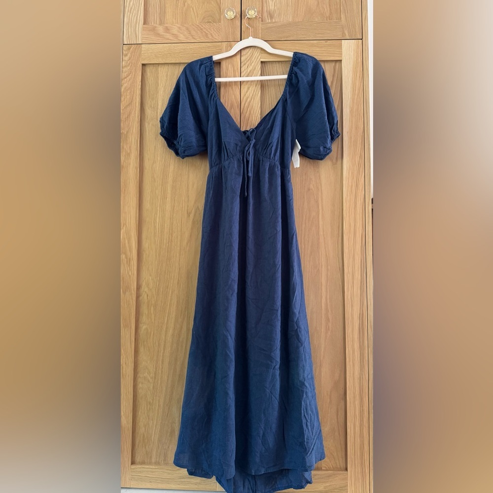 Lush Deep Blue Garment - Picture 1 of 4